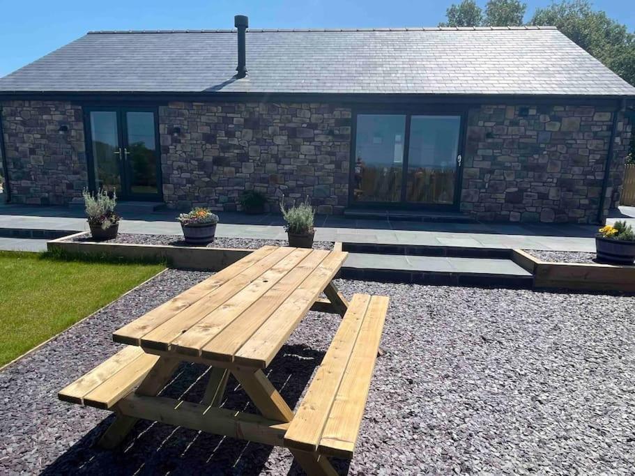 Hedd Wen Villa Llanllyfni Luaran gambar